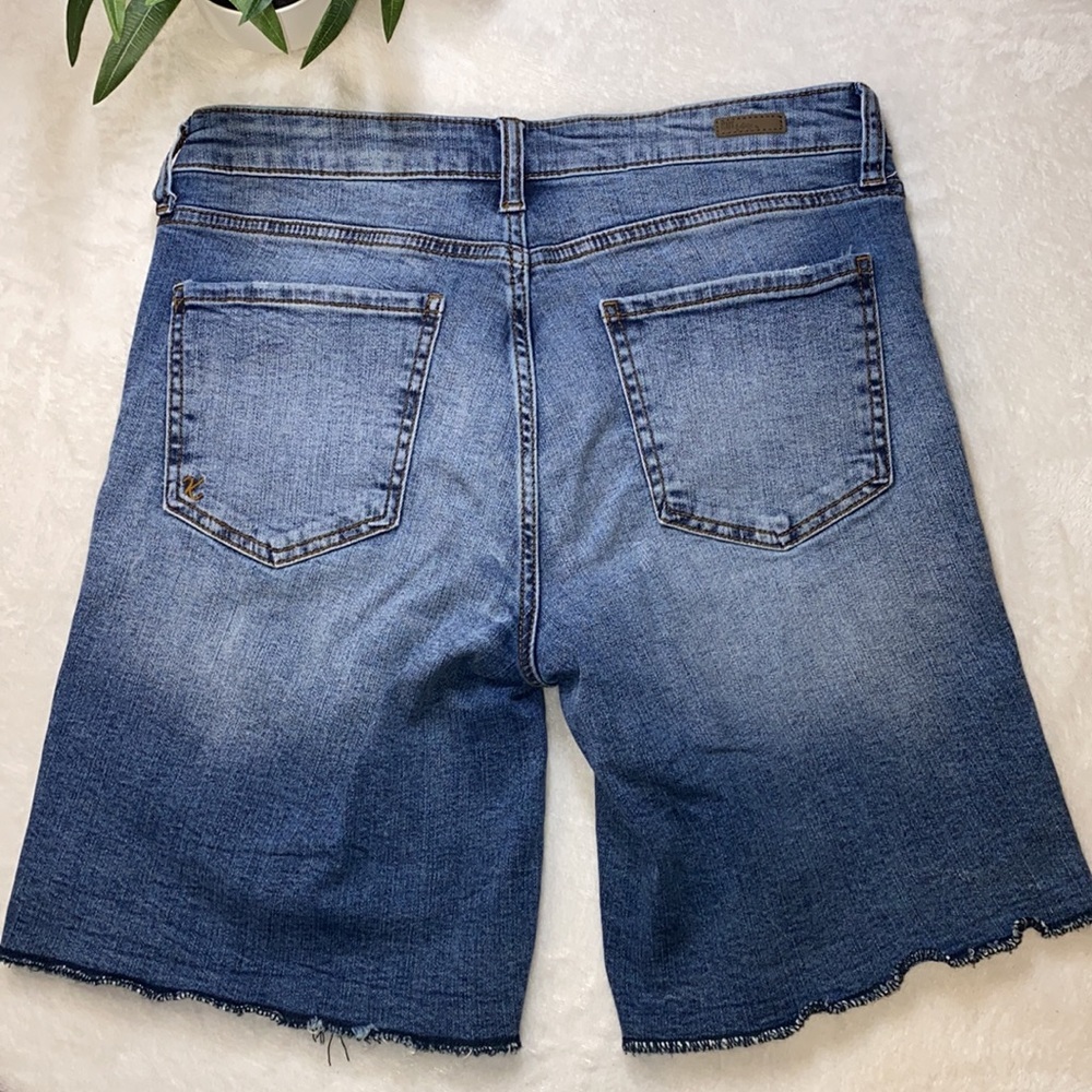Kut From The Cloth Button Fly Catherine High Rise Boyfriend Short - Picture 8 of 14